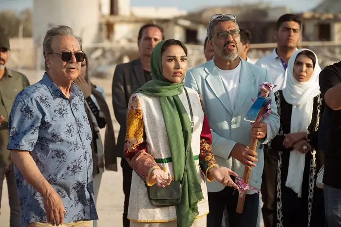 معرفی بازیگران فیلم سینمایی هتل