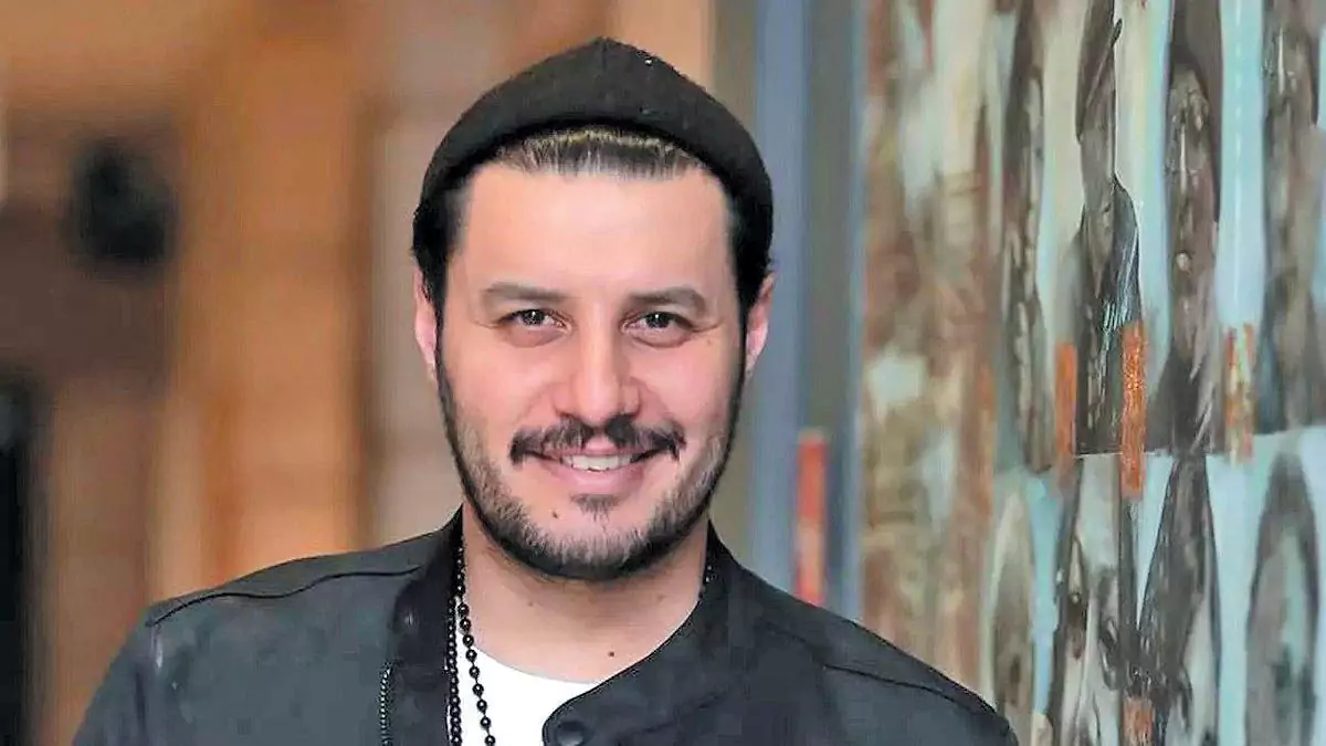 بیوگرافی کامل جواد عزتی