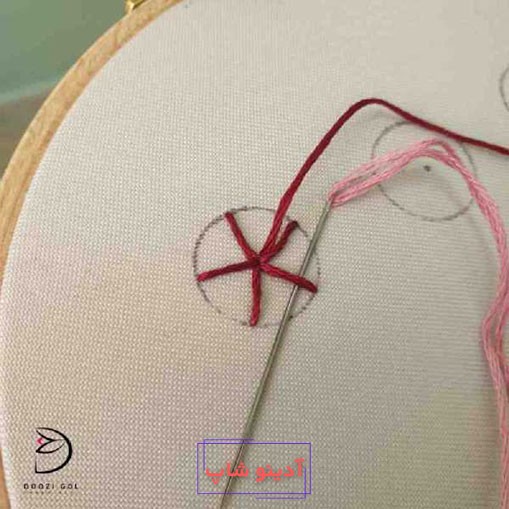 دوخت رز عنکبوتی در گلدوزی برزیلی گام پنجم