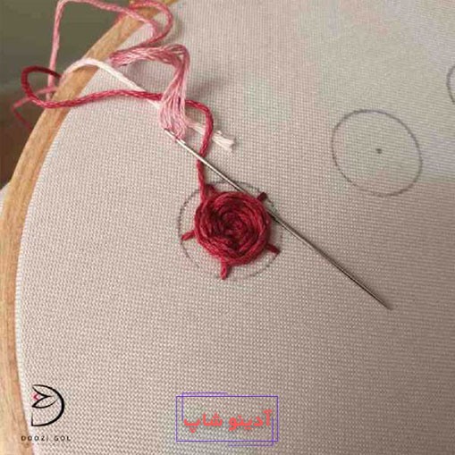 دوخت رز عنکبوتی در گلدوزی برزیلی گام ششم