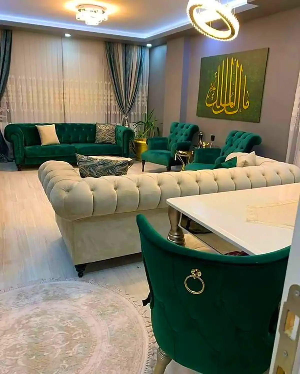 مبلمان سبز زیبا و شیک