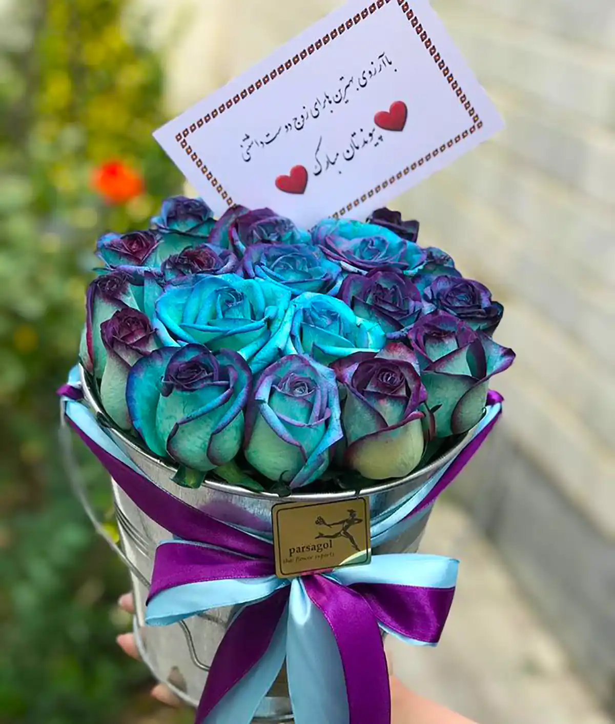 باکس گل رز آبی هدیه