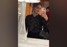 آماده شدن الناز شاکردوست برای حضور در کنسرت مهران مدیری در دبی