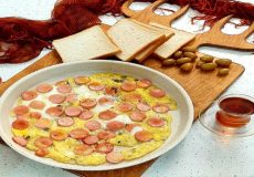 طرز تهیه سوسیس تخم مرغ یک صبحانه یا شام لذیذ