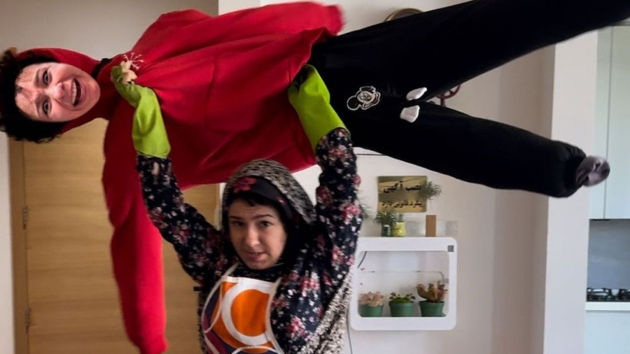 طنز پریسا پور مشکی - مسائل کوچیک مامانا - کلیپ خنده دار طنز پریسا پوربلک