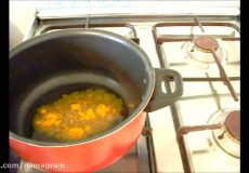 فیلم طرز تهیه زرشک پلو با مرغ مجلسی