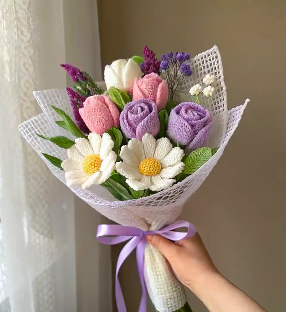 دسته گل بافتنی جذاب و زیبا