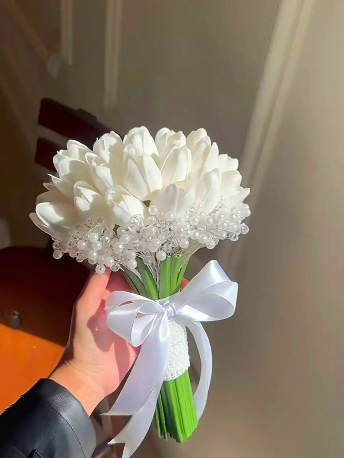 دسته گل سفید عروسی