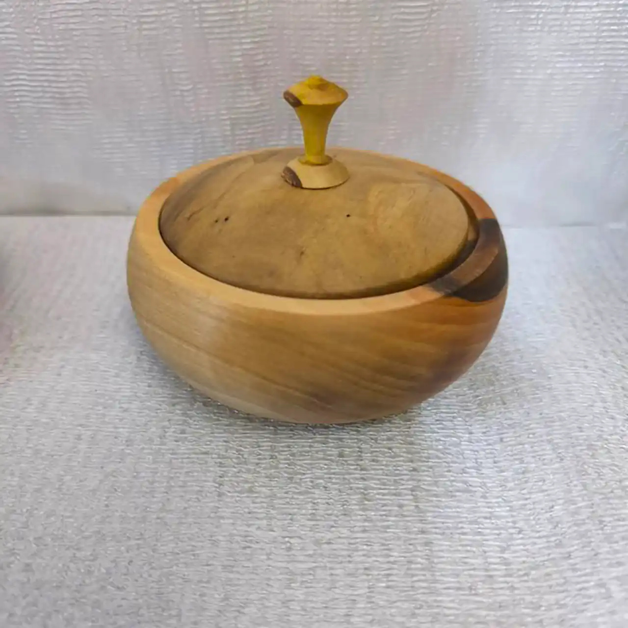قندان چوبی مدرن