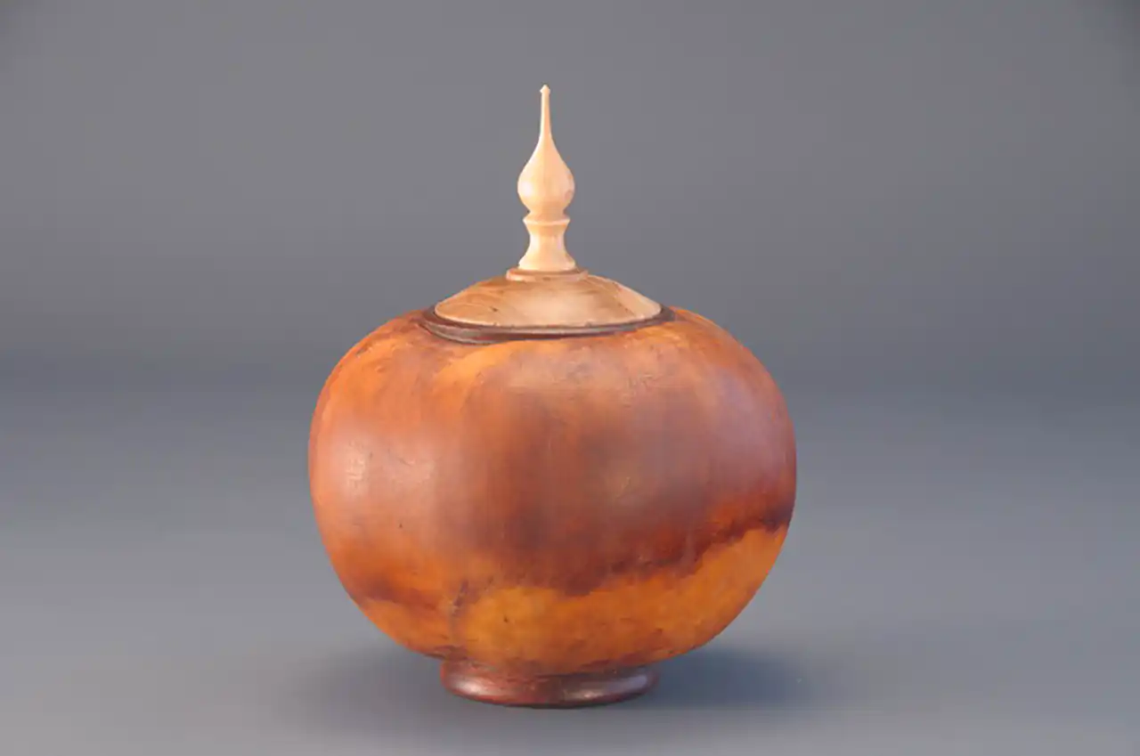 قندان چوبی مدرن