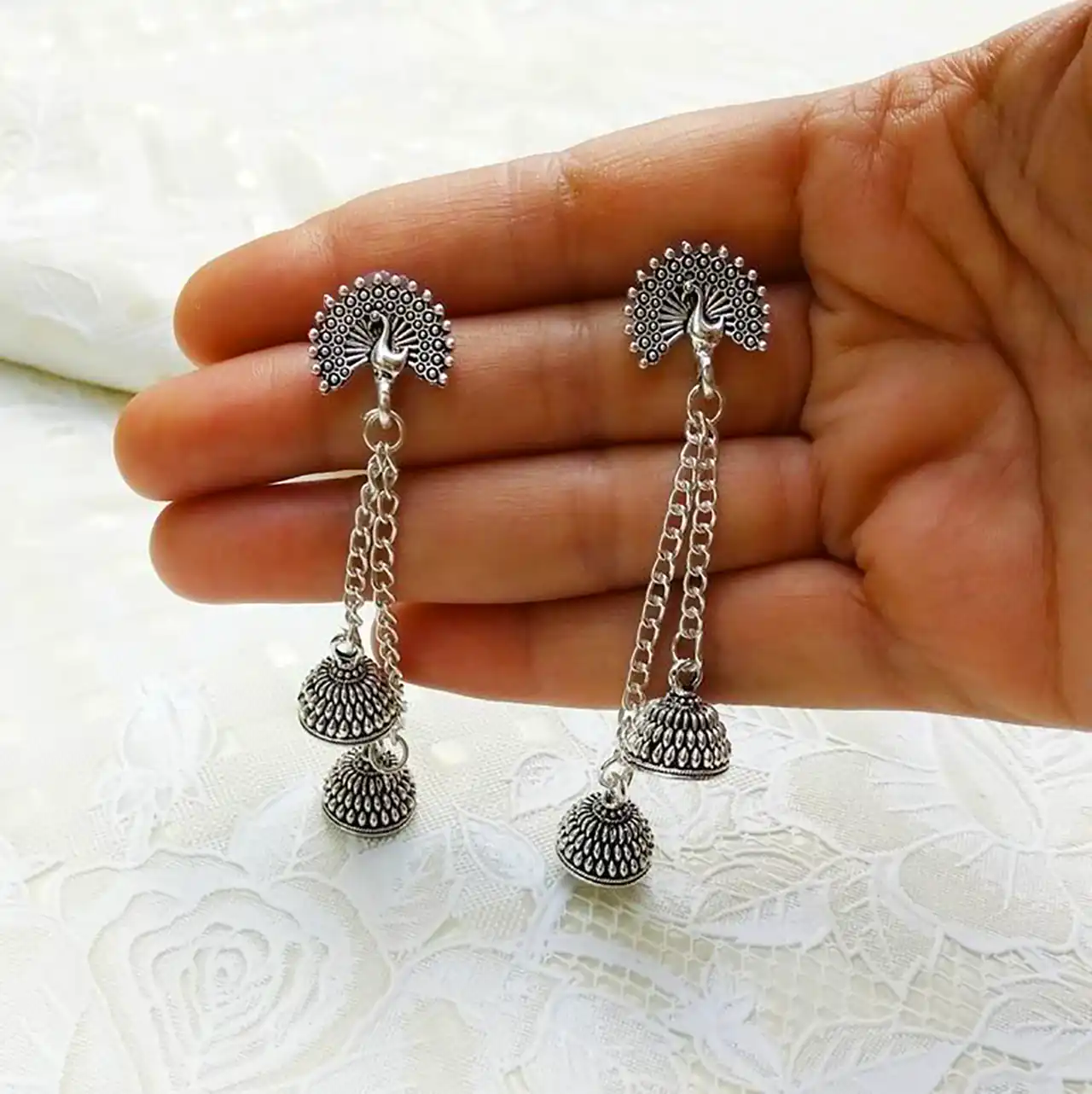 گوشواره کلاسیک زنانه