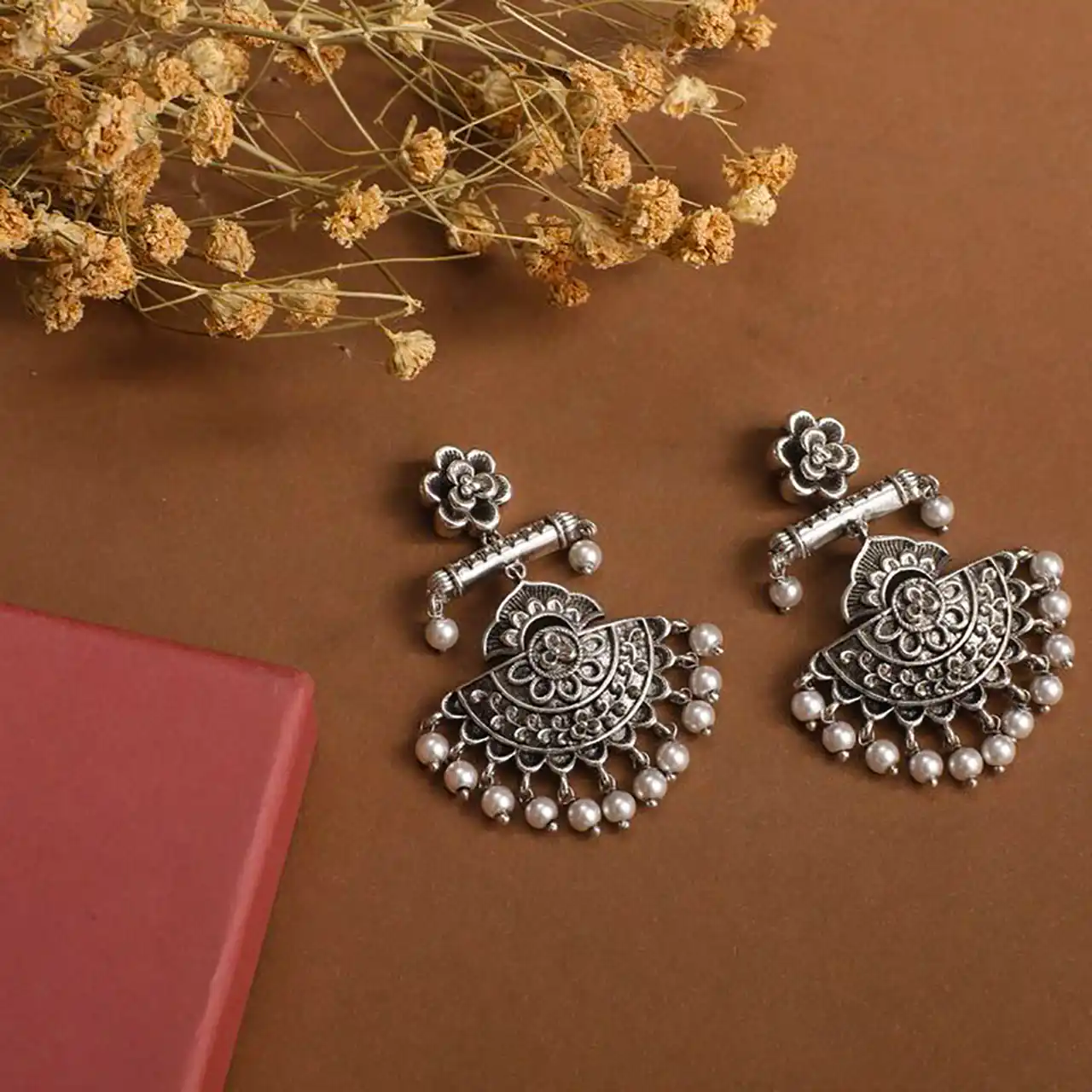 گوشواره کلاسیک زنانه