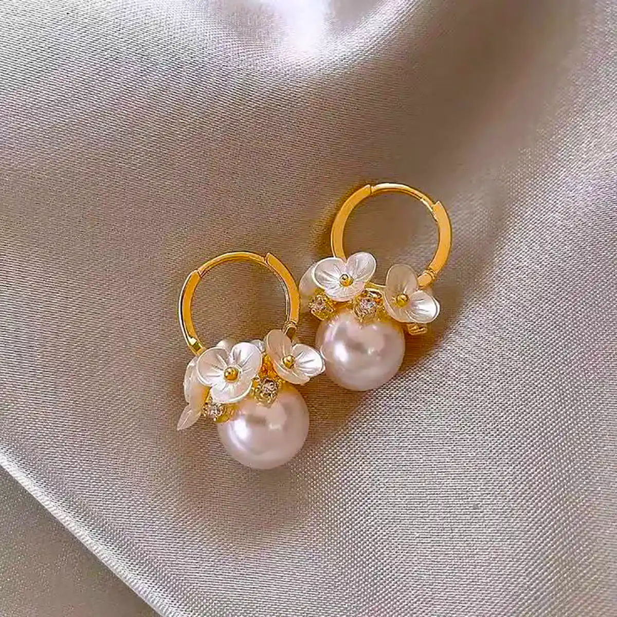 گوشواره طلا با کلاس شیک