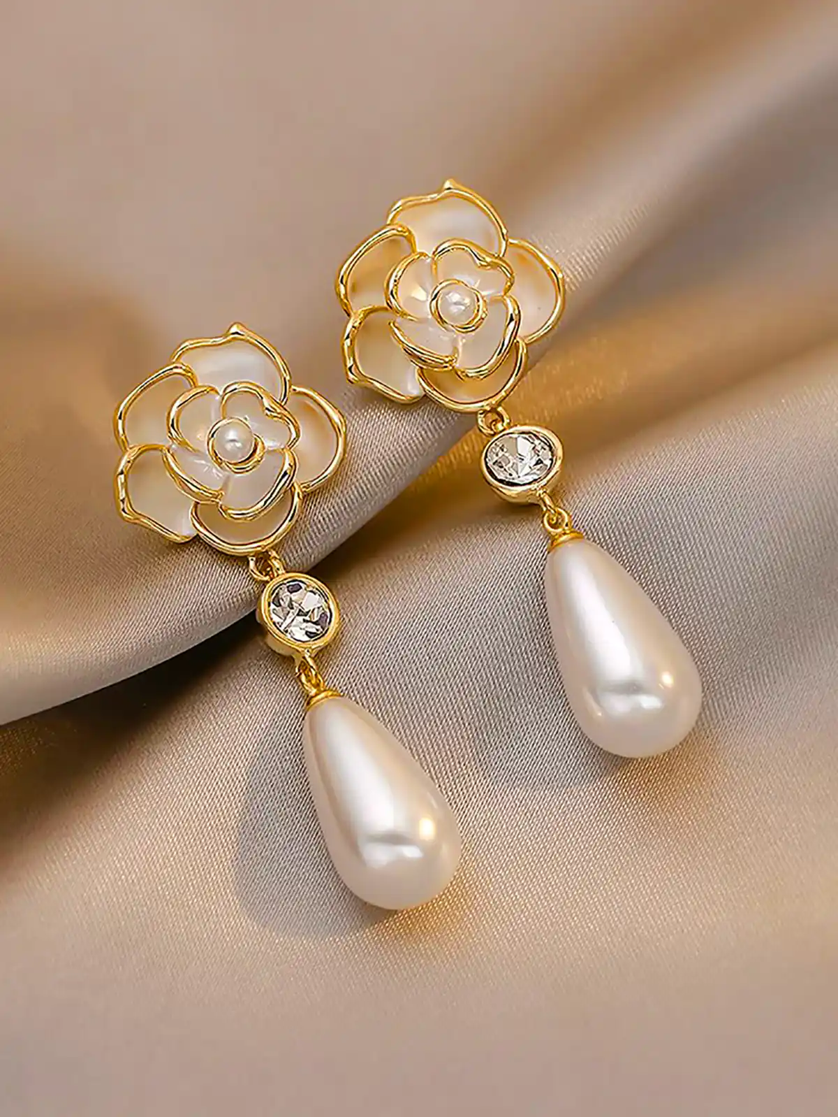 گوشواره طلا لاکچری