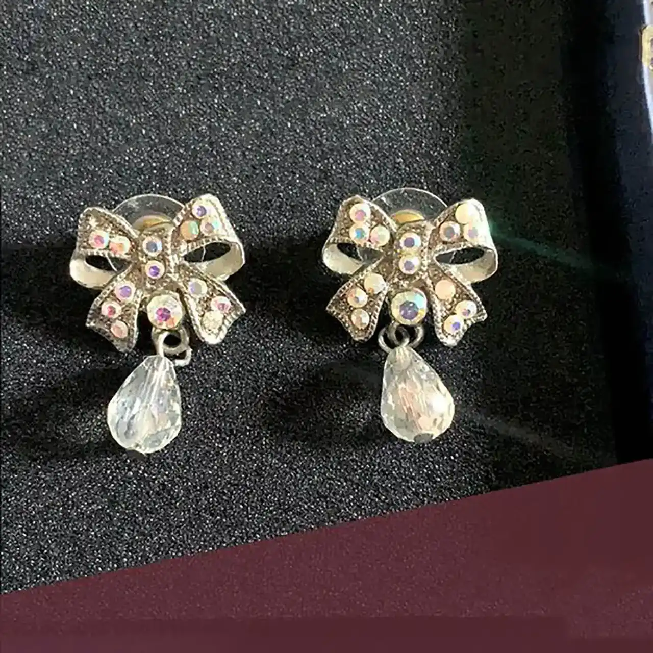 گوشواره مجلسی کریستالی زیبا + باکلاس ترین و خاص ترین گوشواره مجلسی کریستالی