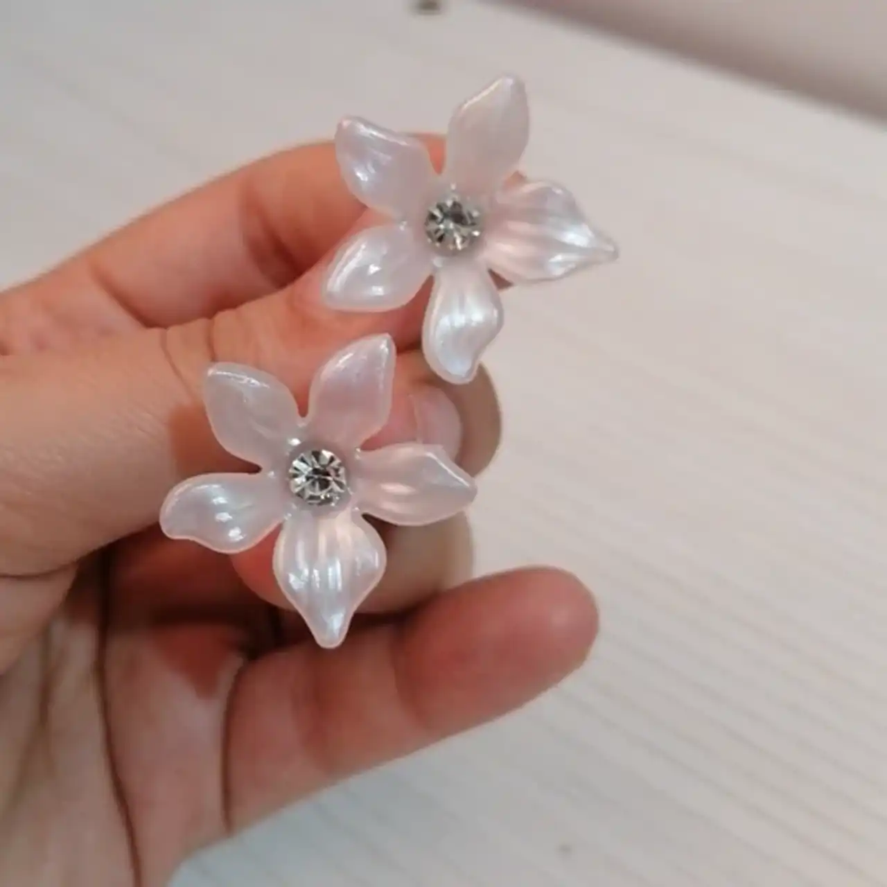 گوشواره مجلسی کریستالی زیبا + باکلاس ترین و خاص ترین گوشواره مجلسی کریستالی