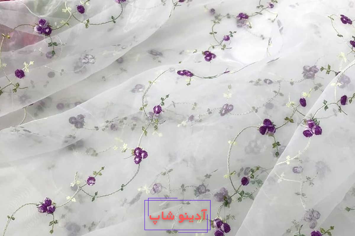 گلدوزی روی پارچه حریر