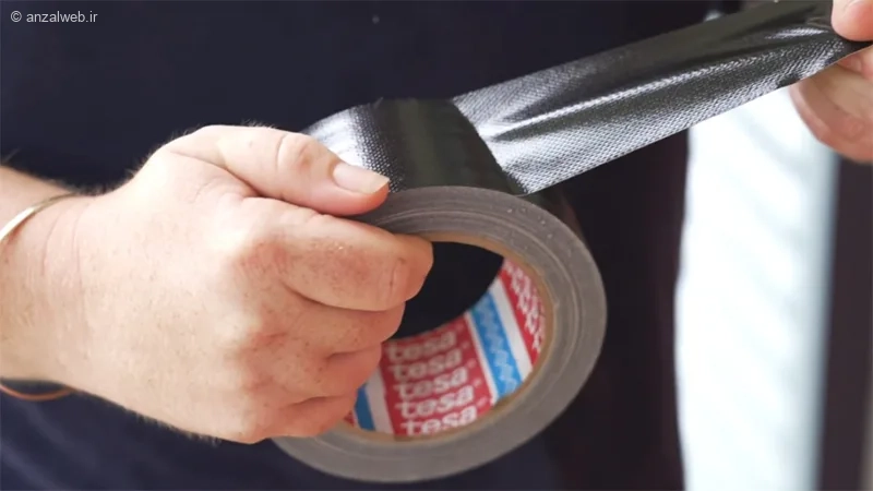 چسب زدن شیشه پنجره برای حمله هوایی