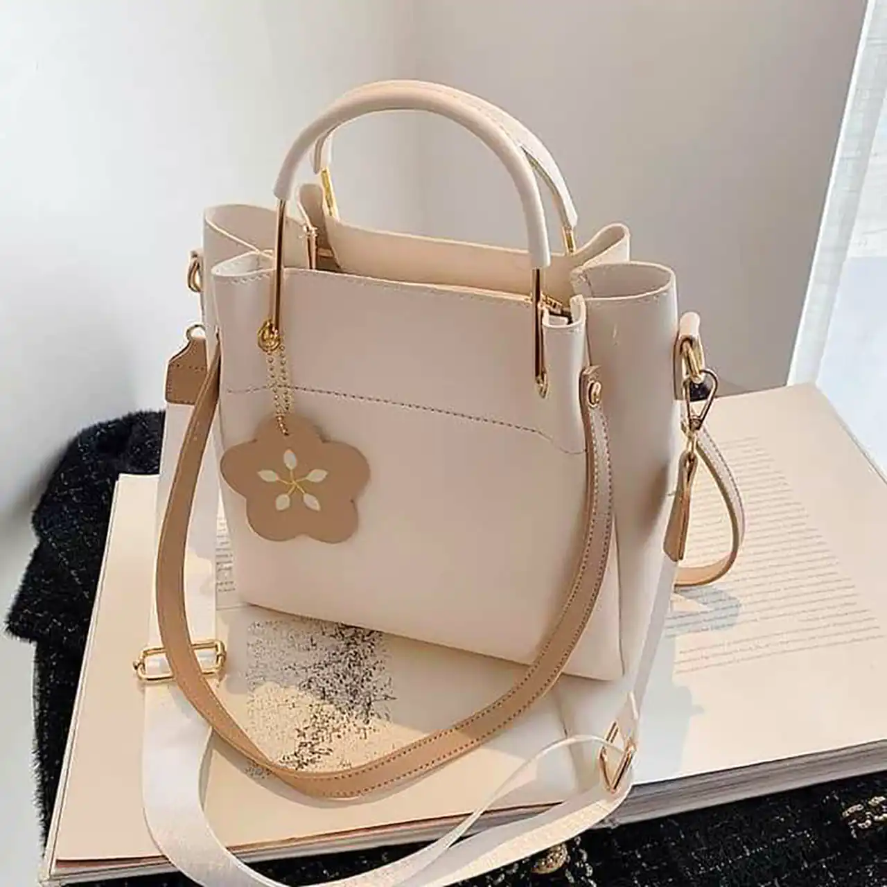 کیف جا دار اسپرت زنانه