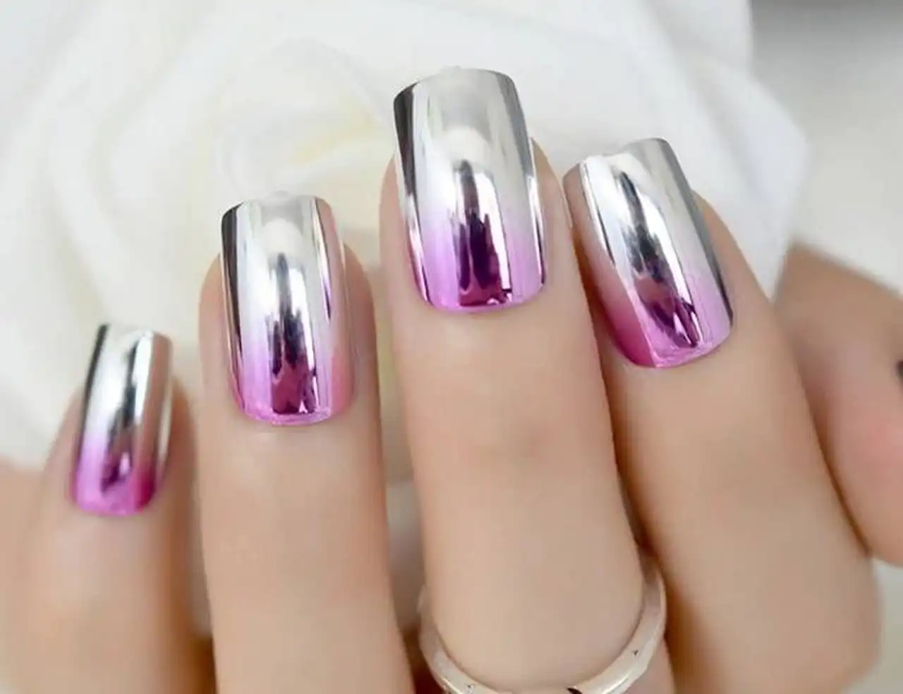 لاک ژل ساده و زیبا + متفاوت ترین و خاص ترین ایده ها برای طراحی لاک ژل مناسب فصل پاییز و زمستان