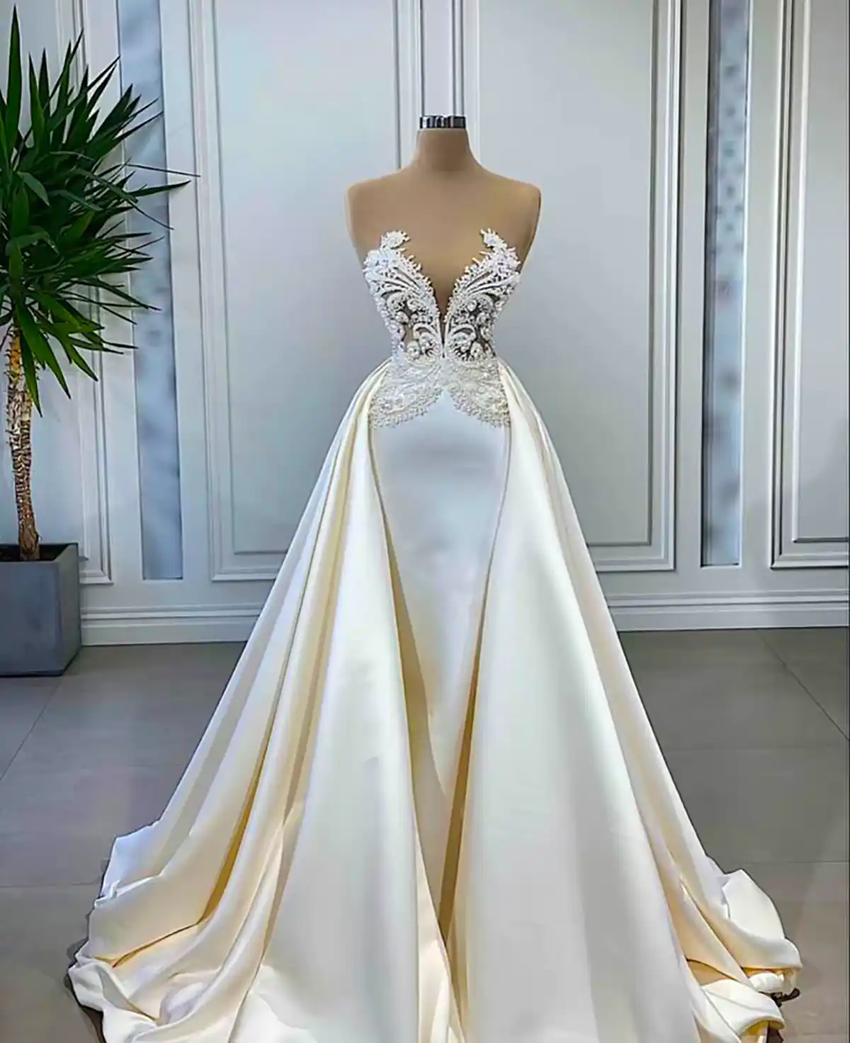 لباس عروس زیبا و ساده