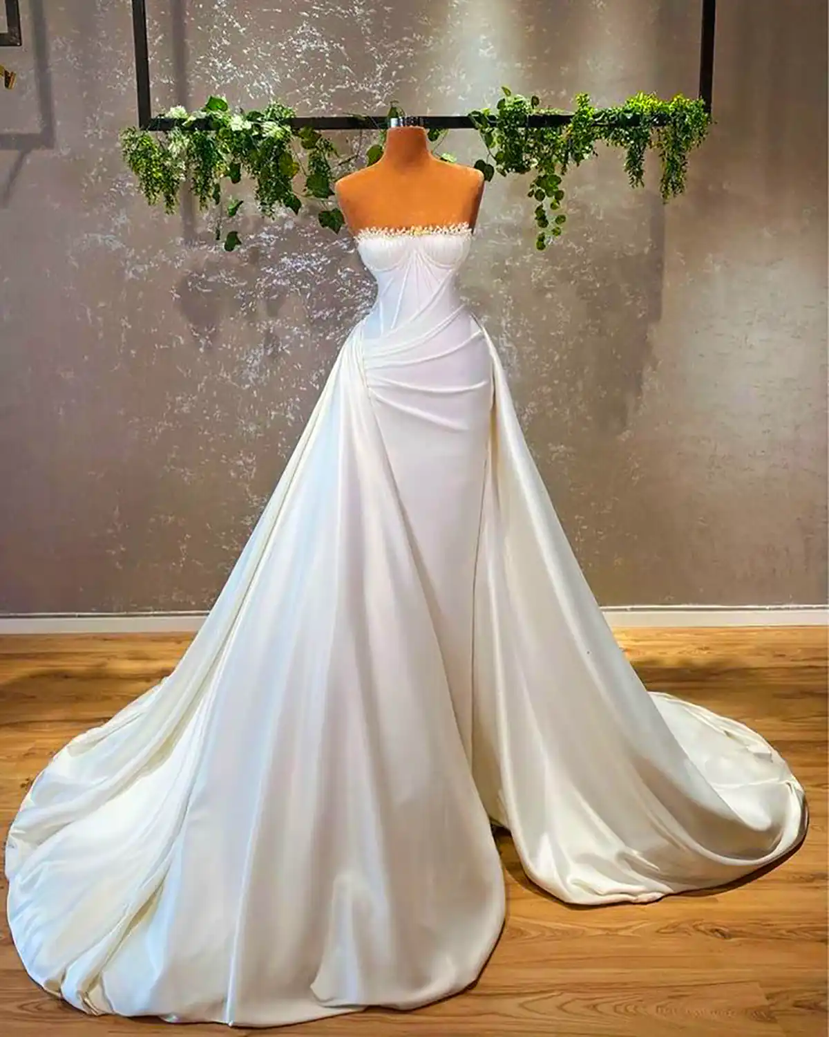 لباس عروس زیبا و ساده