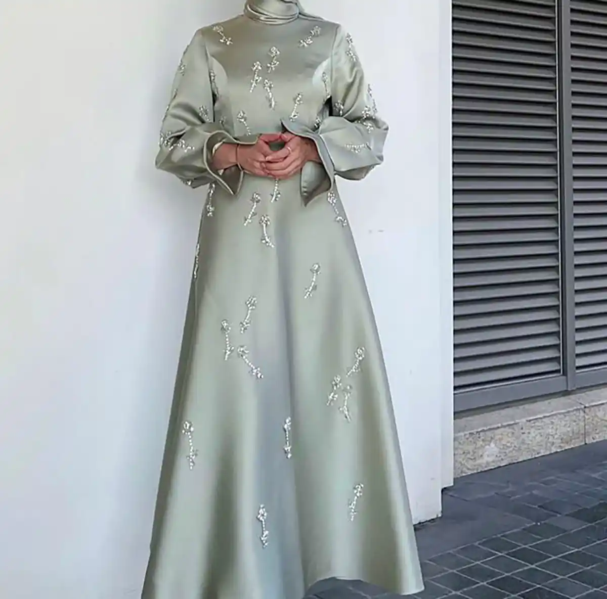 لباس ساده مجلسی پوشیده
