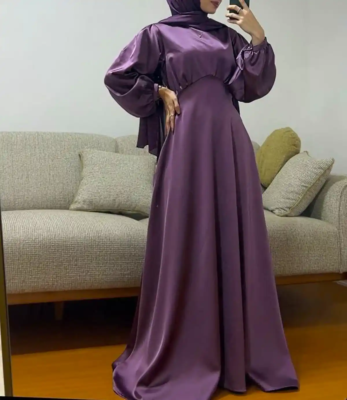 لباس ساده مجلسی پوشیده