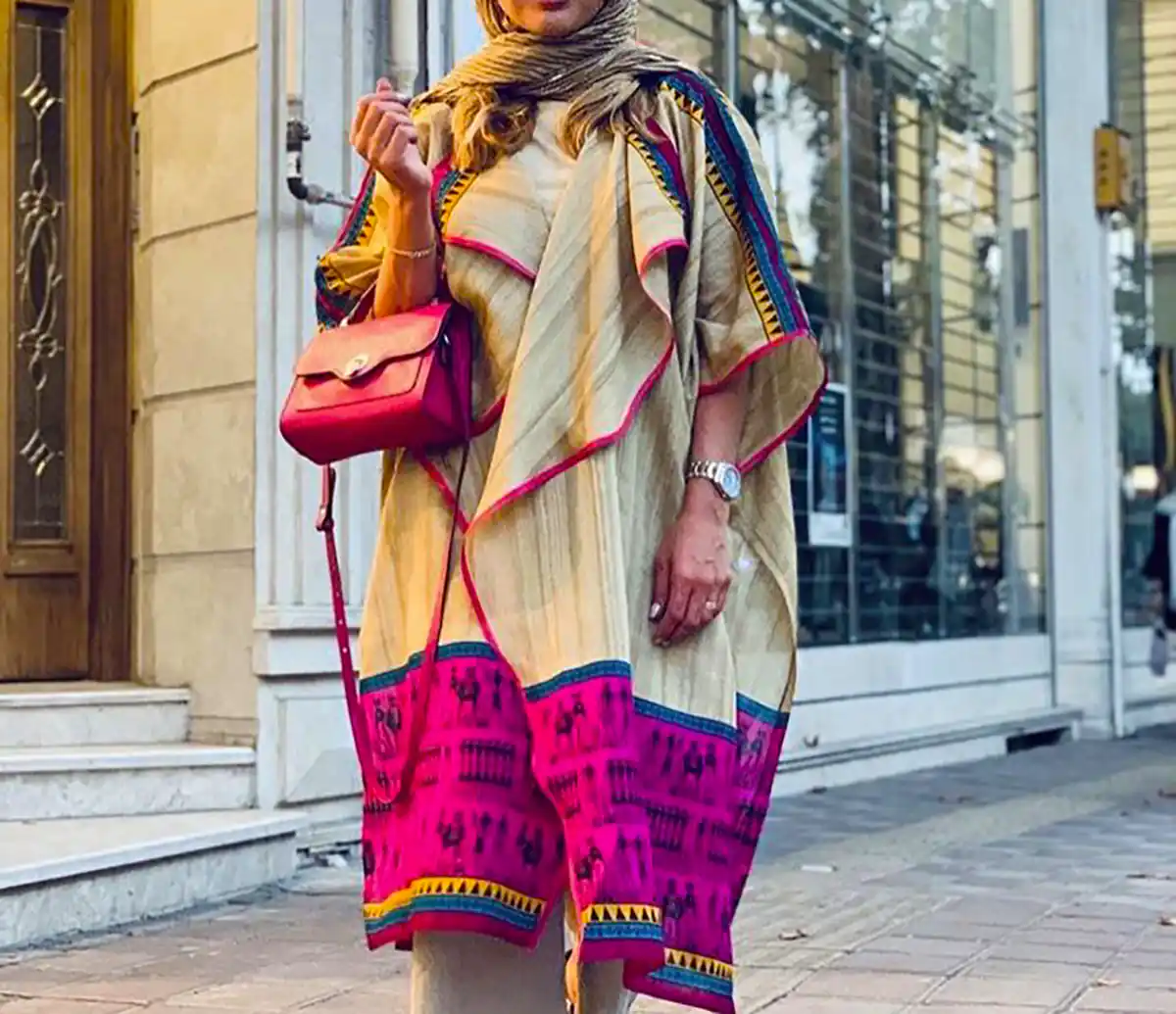 مانتو شیک و ساده زنانه
