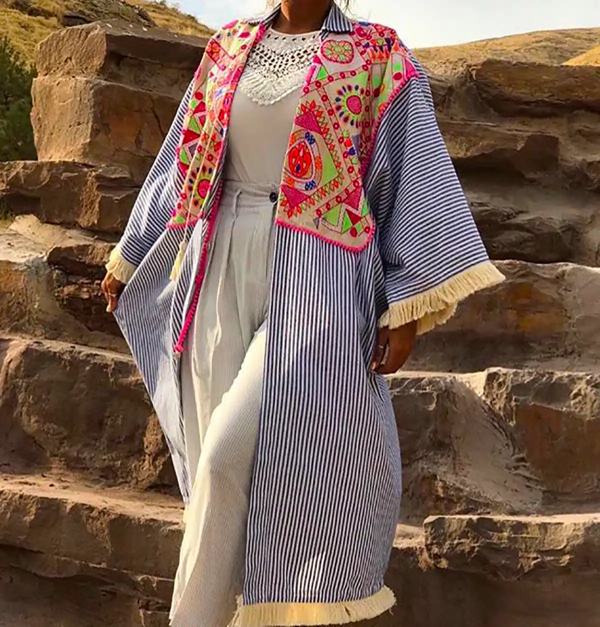 مانتو شیک و ساده زنانه