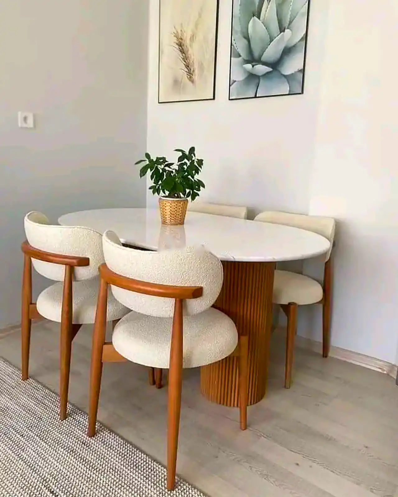 میز چهار نفره لوکس و شیک
