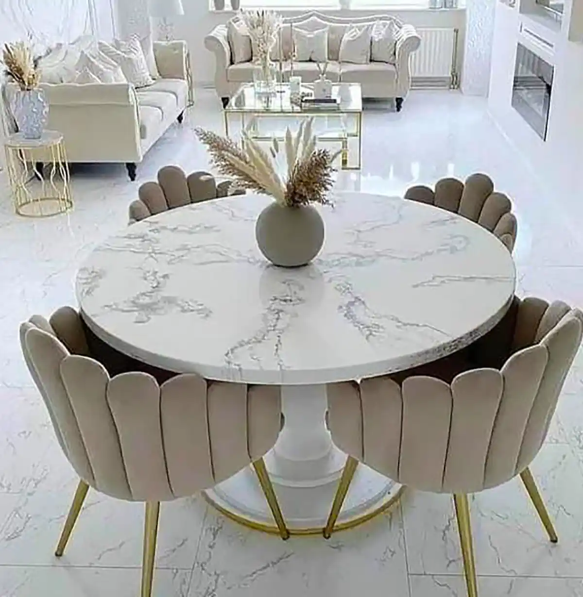 میز ناهار خوری چهار نفره کلاسیک
