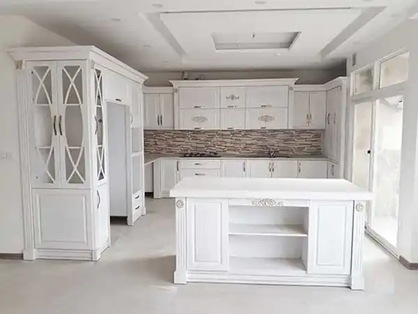 مدل آشپزخانه ترکیبی از طراحی مدرن، کاربردی و زیبایی که ترند شدن