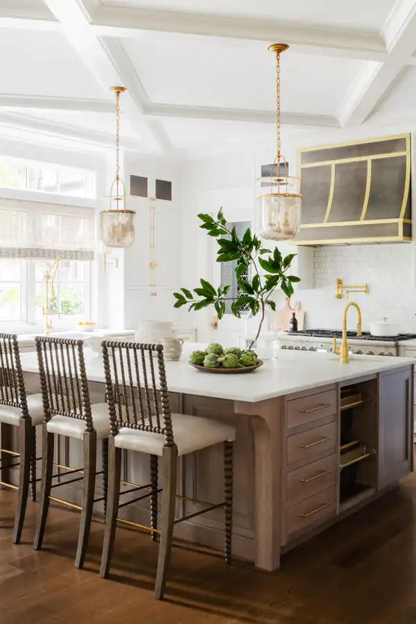 مدل آشپزخانه ساده زیبایی بی‌نظیر در عین سادگی با متریال‌های طبیعی 