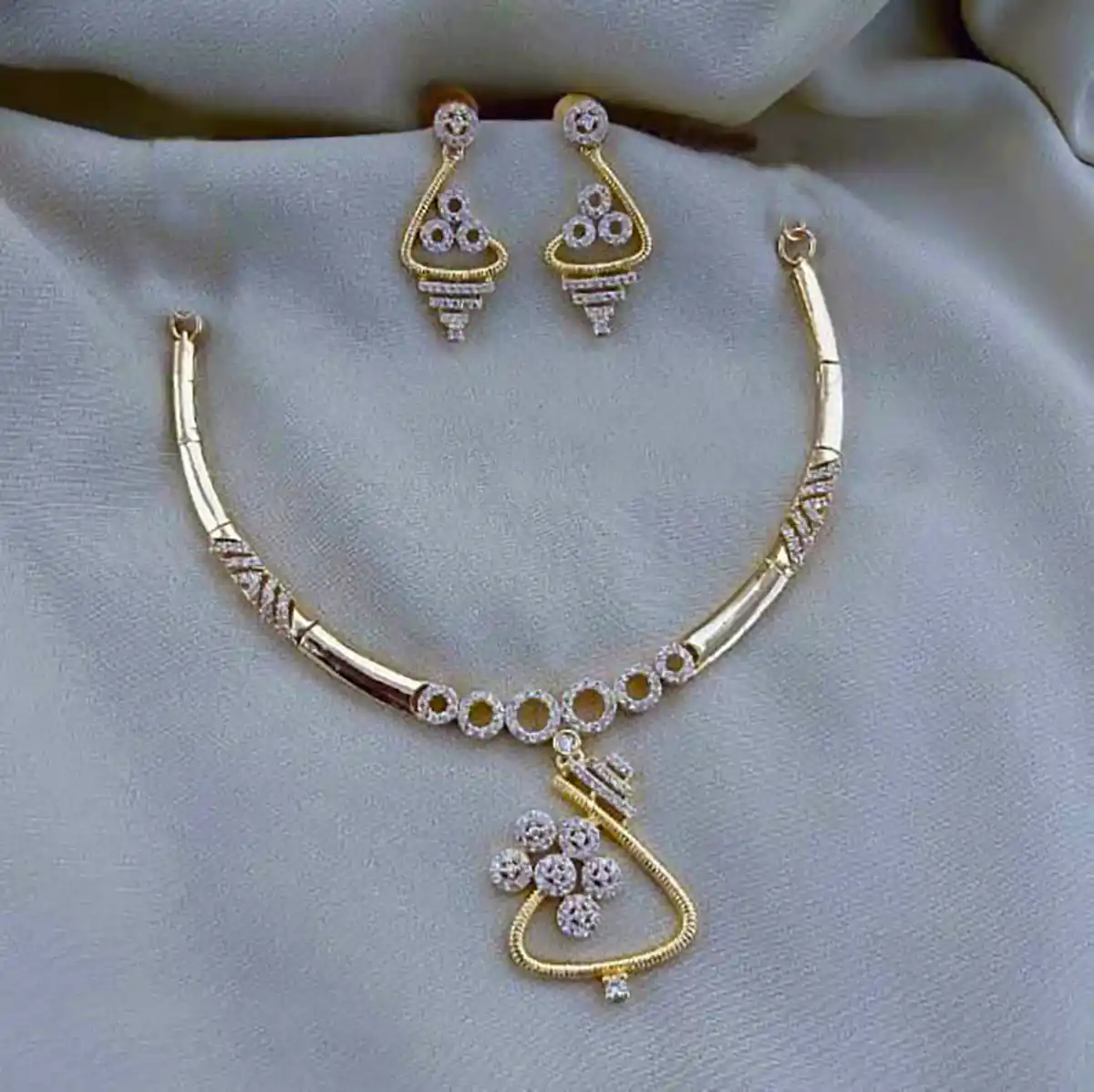 سرویس طلا چوکر زیبا