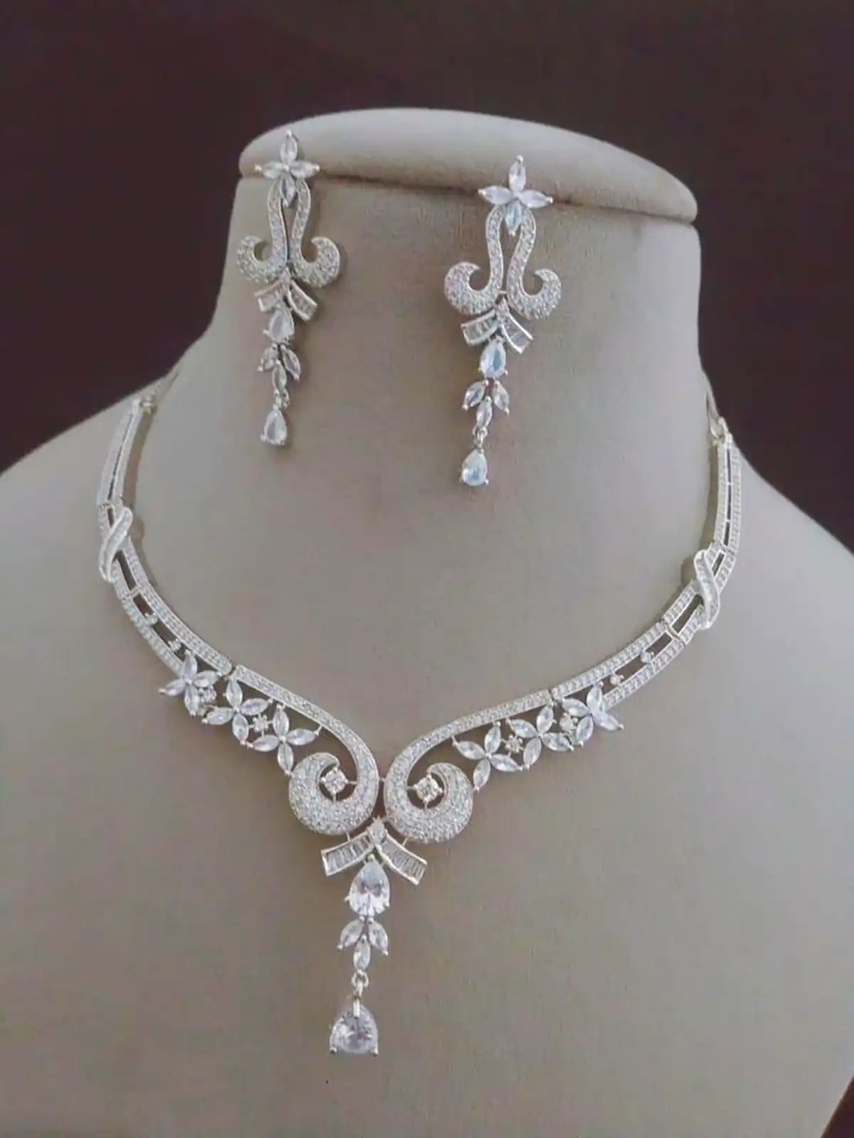 سرویس طلا چوکر زیبا