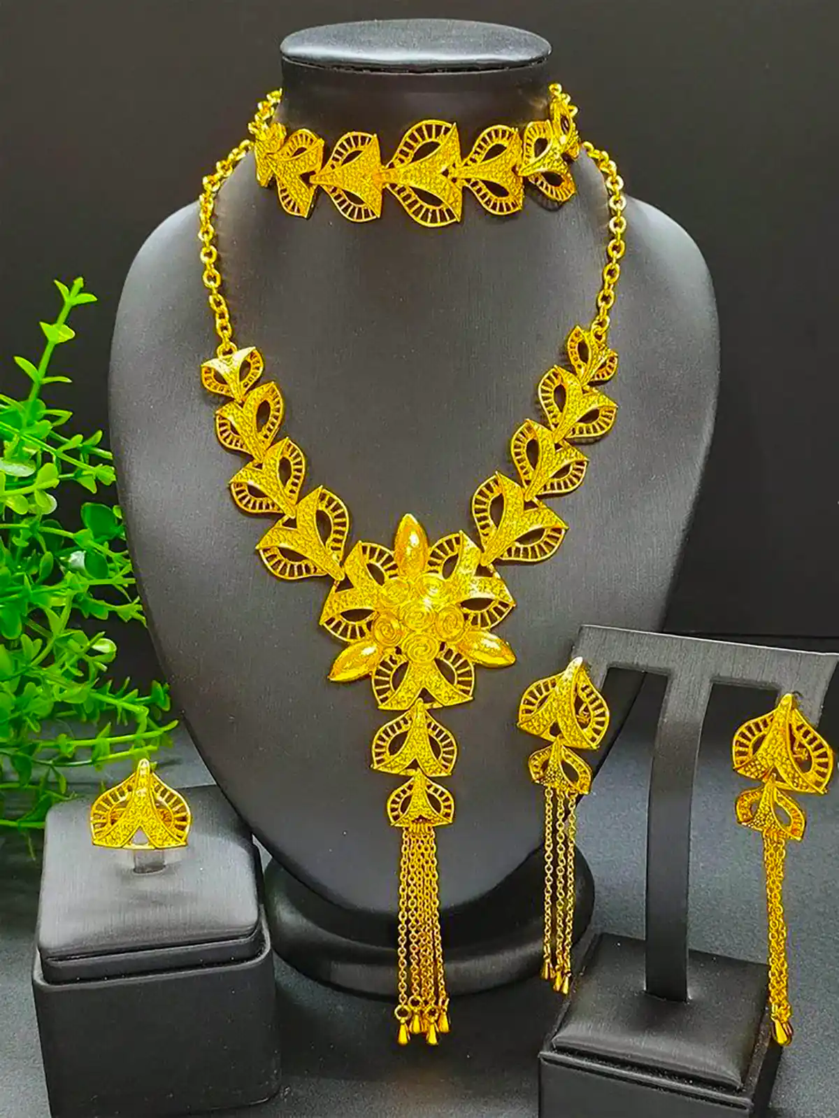 سرویس طلا هندی عروس