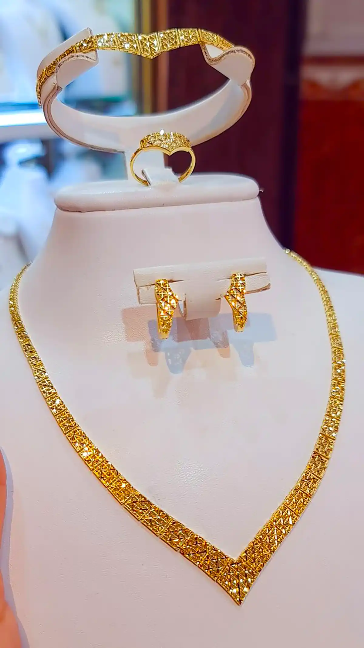 سرویس طلا لوکس و شیک
