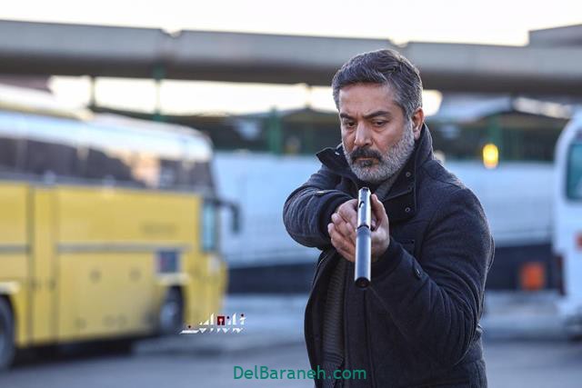 حمیدرضا پگاه در نقش کمال سریال خانه امن