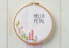 گلدوزی روی پارچه ساده