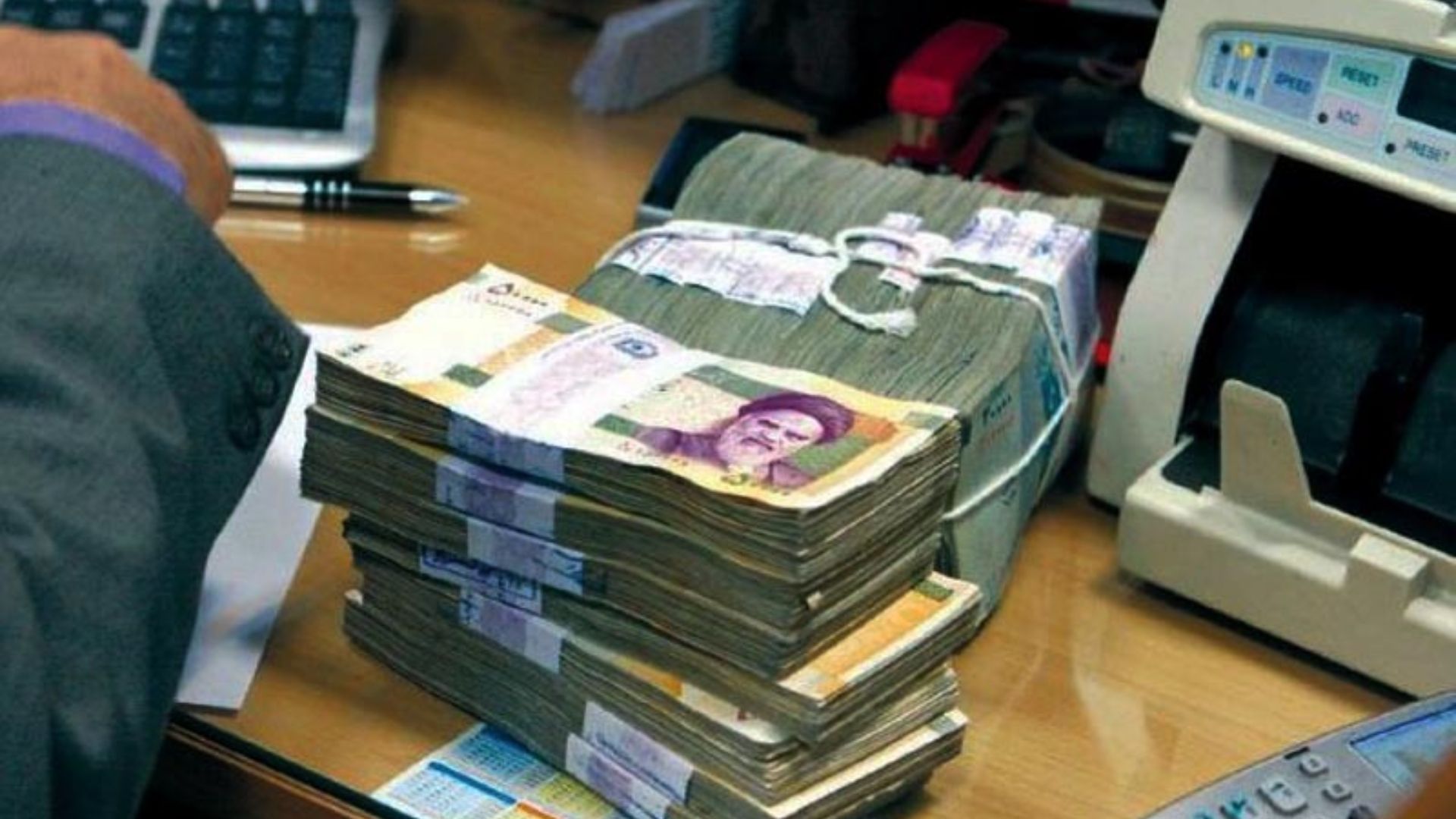 واکنش مجلس به خبر حذف وام ازدواج و فرزندآوری