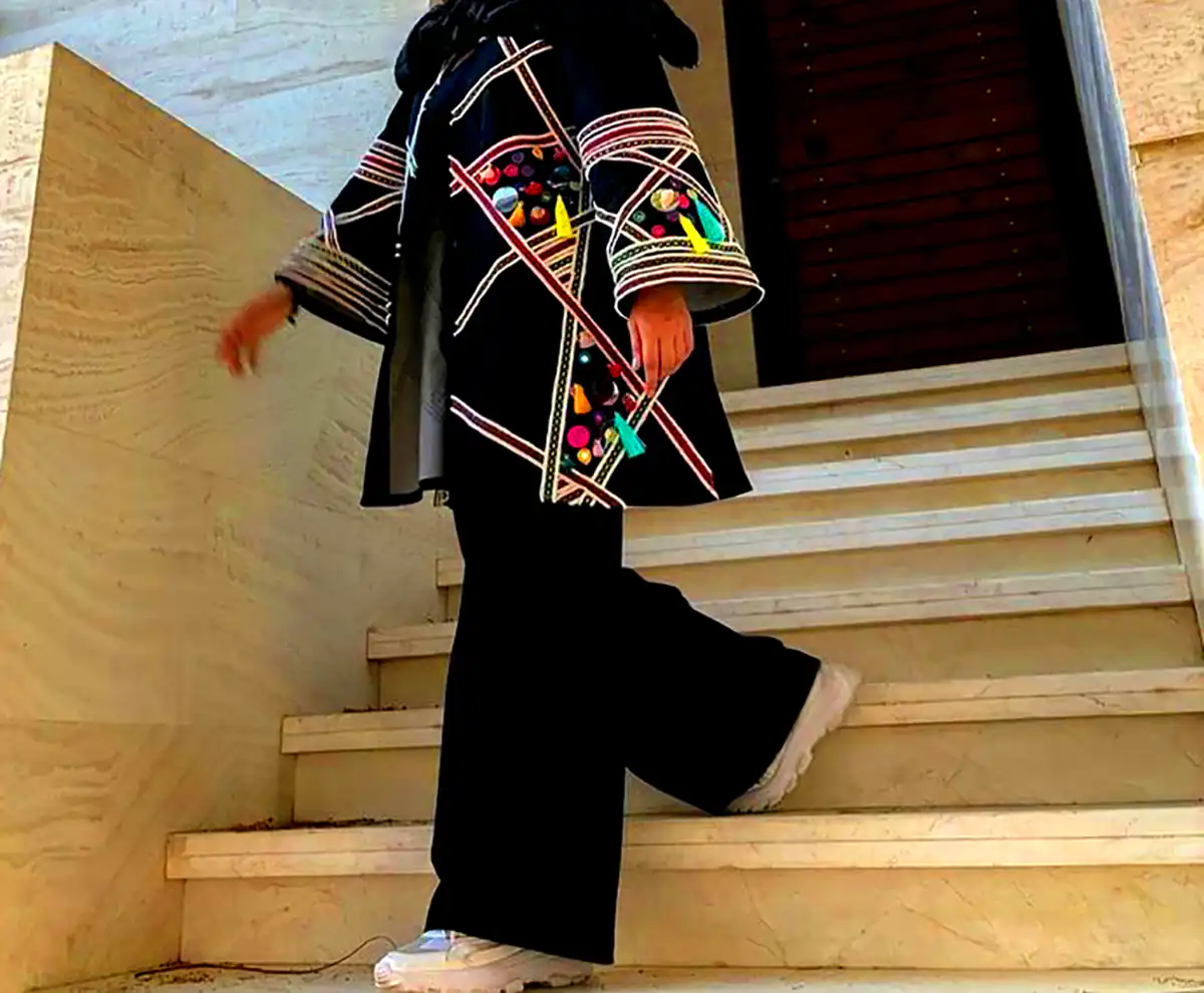مانتو لاکچری با گلدوزی