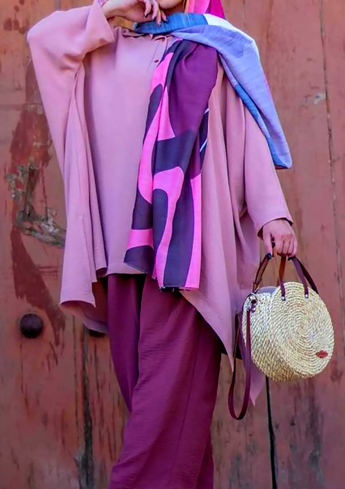 مانتو شیک نخی