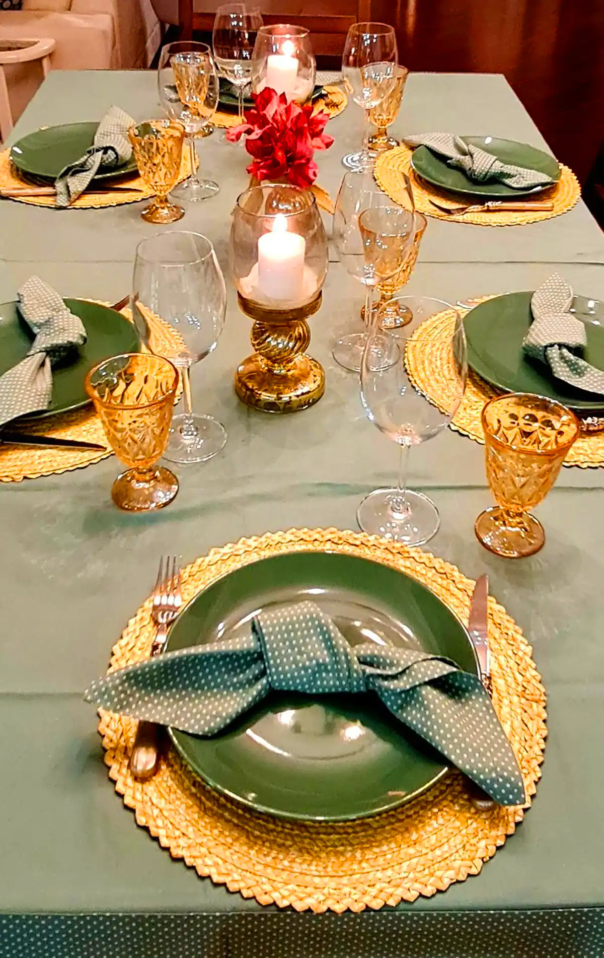 چیدمان شیک و جذاب میز غذاخوری