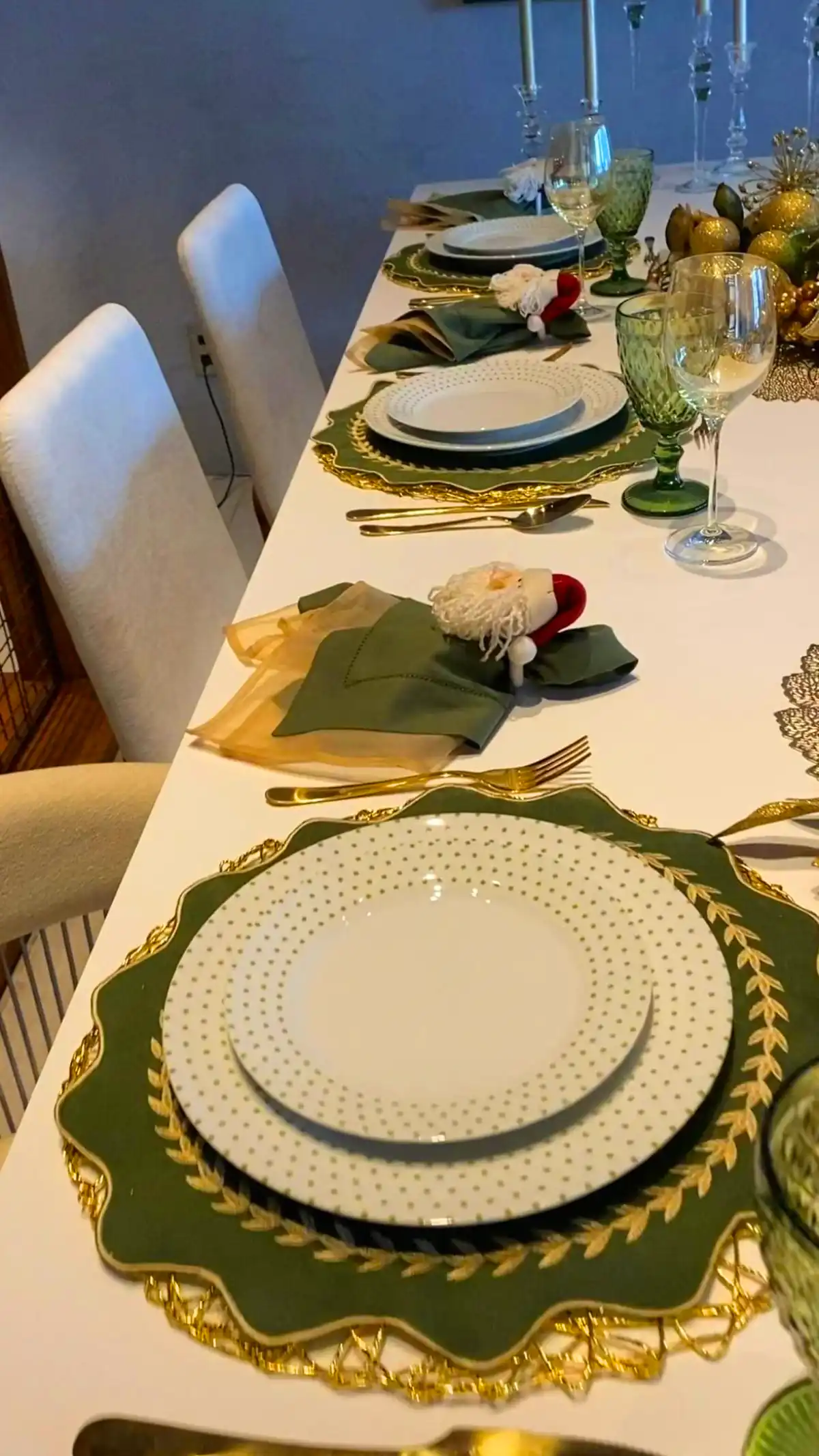چیدمان شیک و جذاب میز غذاخوری
