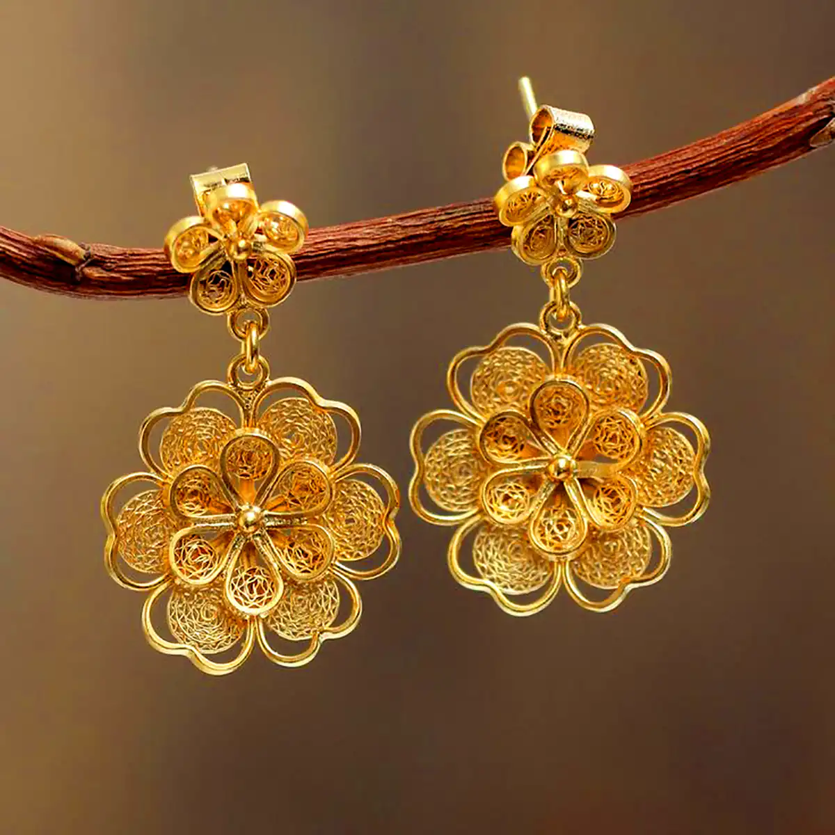 گوشواره کلاسیک طلا زنانه