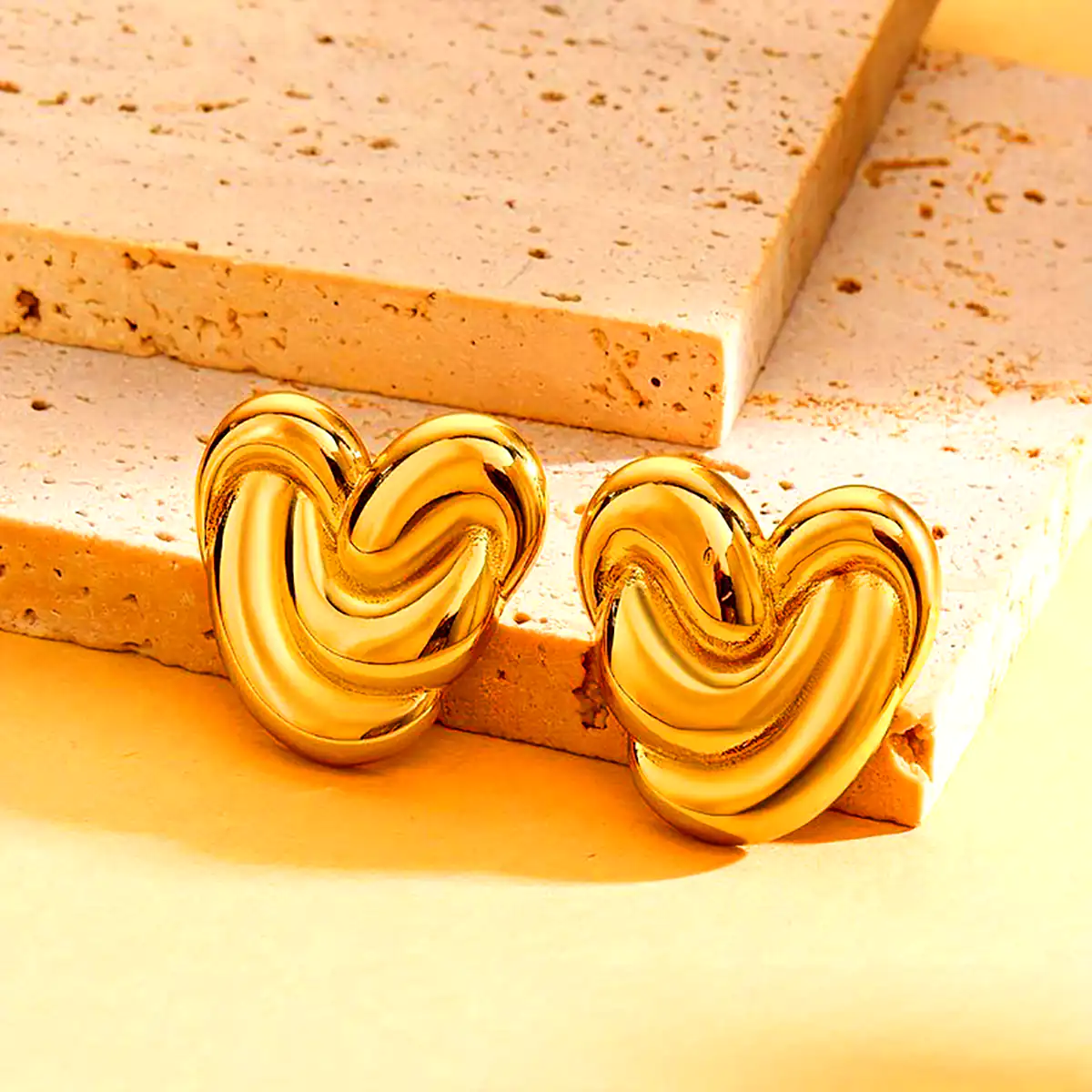 گوشواره مینیمال مدرن طلا