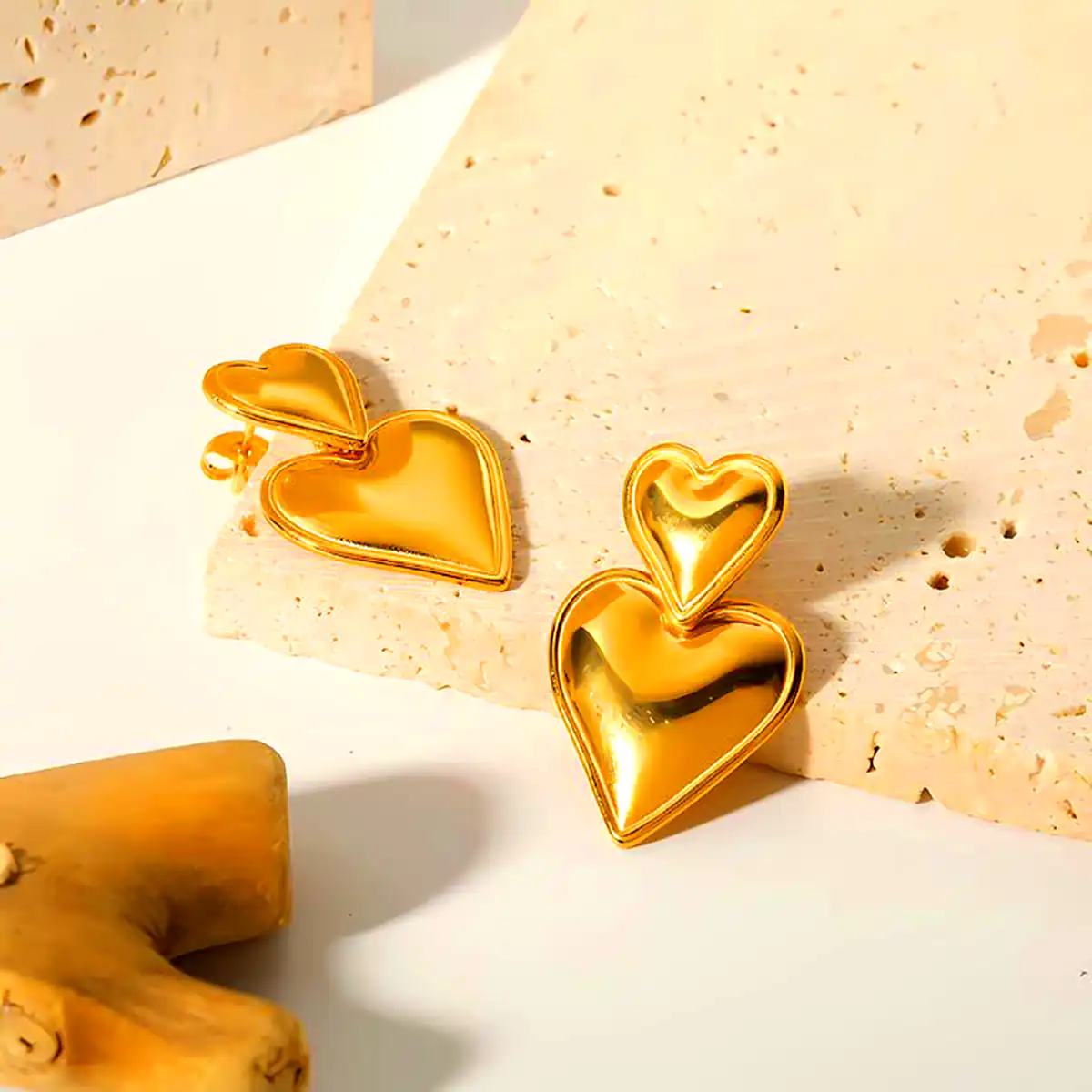 گوشواره مینیمال مدرن طلا