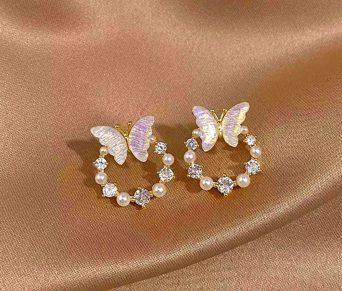 گوشواره مرواریدی لاکچری