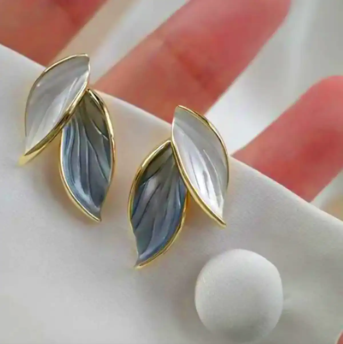 گوشواره رنگی مدرن